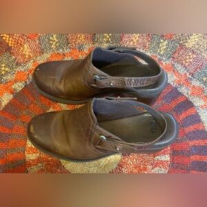 Teva shoes